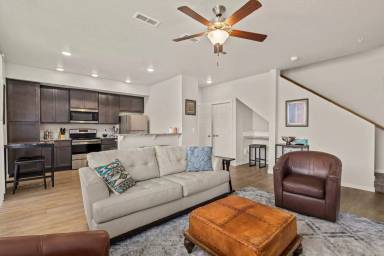 Main picture of 7353 N Lucy Rose Ln