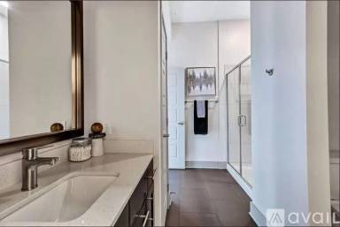 Main picture of 329 N Brighton Ave