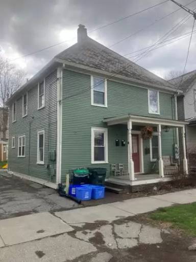 Main picture of 20 Hayward St