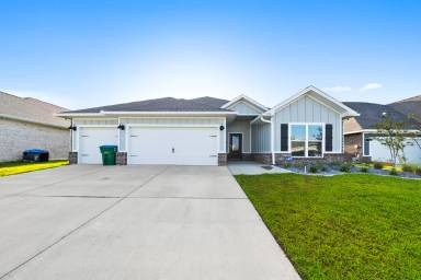 Main picture of 4706 Rosemary St