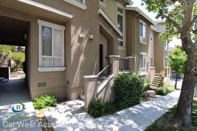 Main picture of 3158 Regency Ave