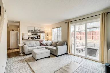 Main picture of 4947 E 124th Way