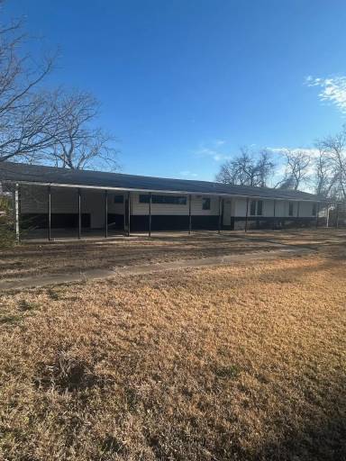 Main picture of 117 Cox Dr
