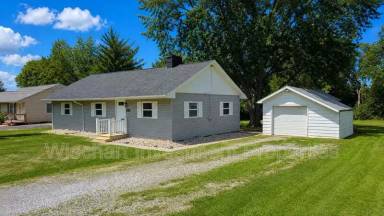 Main picture of 2088 Arcadia Ave Lima, OH 45805