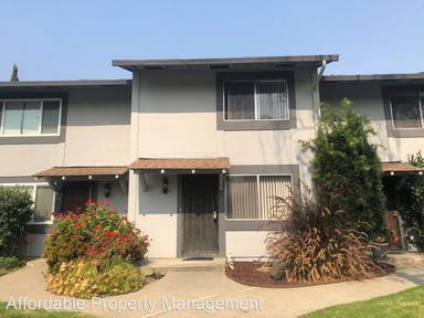 Main picture of 511 Tamarack Dr