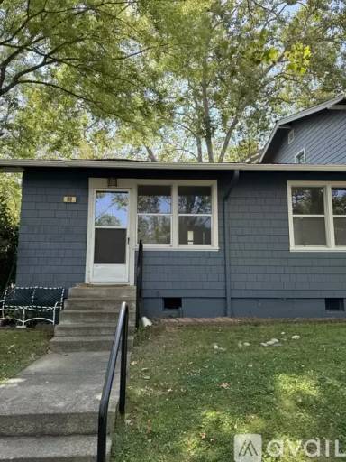 Main picture of 80 Martin Dr