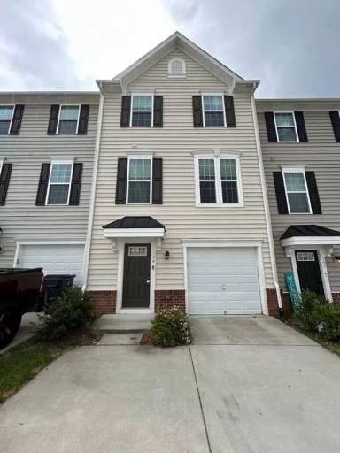 Main picture of 104 Lookout Way