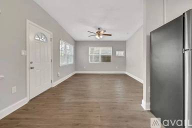 Main picture of 2710 Eisenhower Ave