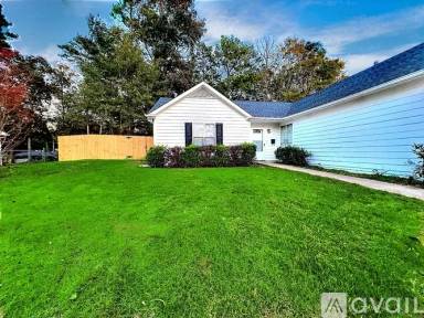 Main picture of 879 River Glen Pl