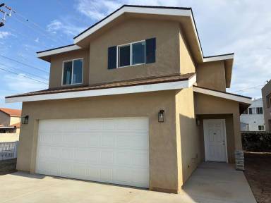 Main picture of 2400 Del Mar Ave