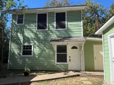 Main picture of 1705 Holly St