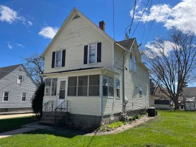 Main picture of 1204 State St