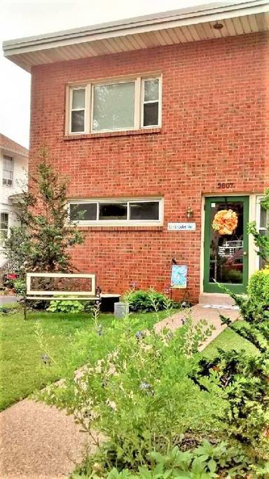 Main picture of 2807 Market St