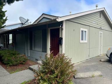 Main picture of 414 Watson St