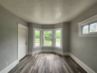 Main picture of 4274 Warner Rd