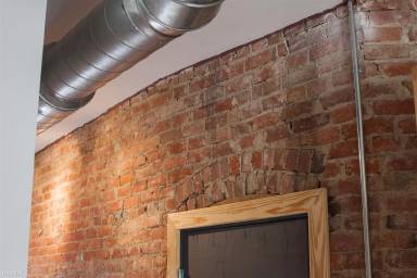 Main picture of 2100 Michigan Ave