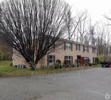 Main picture of 3043 Idylwilde Blvd