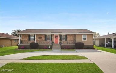 Main picture of 1513 Disney Dr