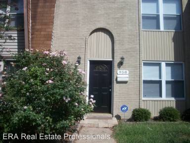 Main picture of 952 Level Green Blvd