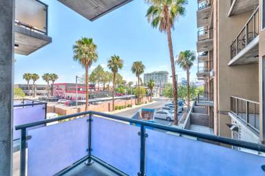 Main picture of Juhl Condos