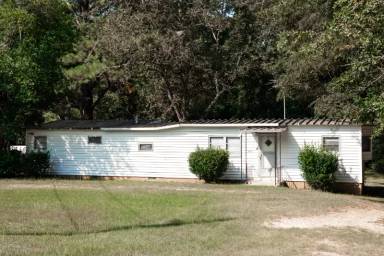 Main picture of 276 S Dugger Ave
