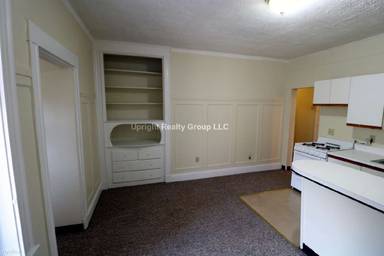 Main picture of 1124 Commonwealth Ave