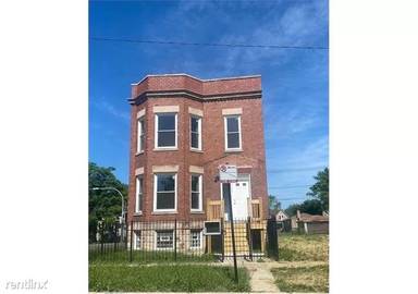 Main picture of 6501 S Justine St