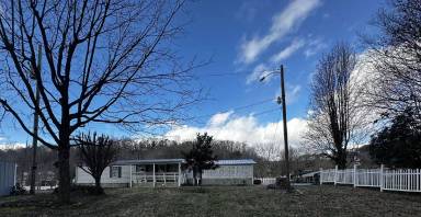 Main picture of 114 Lake Cove Rd