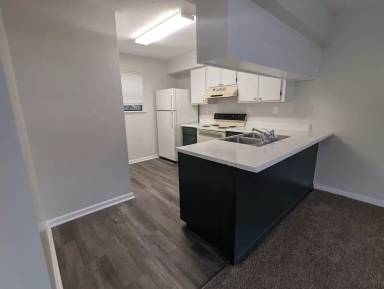 Main picture of 2348 Horne Ave