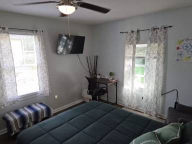 Main picture of 3438 Midlawn Ave