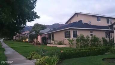 Main picture of 2612 N Brighton St
