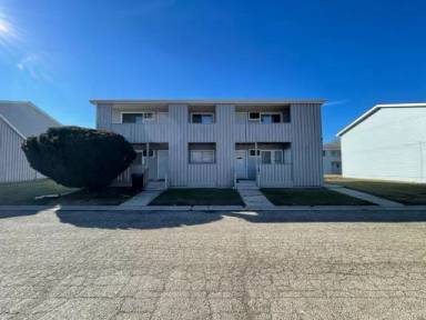 Main picture of 114 Harbor Dr