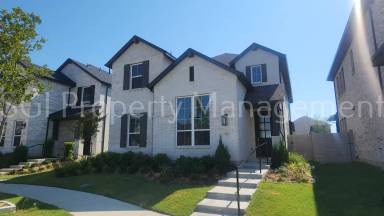 Main picture of 3124 Engelman Dr