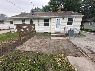 Main picture of 6934 Elliot Ave S