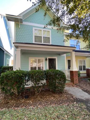 Main picture of 108 Hampton Forest Dr