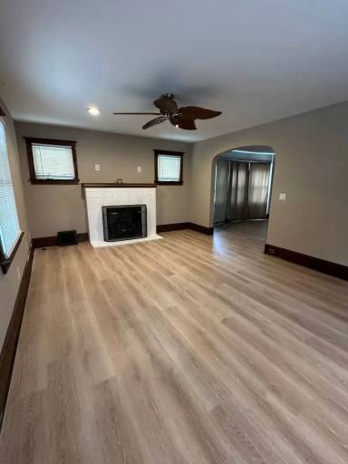 Main picture of 541 W Jersey Ave