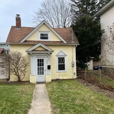 Main picture of 286 Ocean Ave