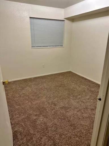 Main picture of 1080 N State St