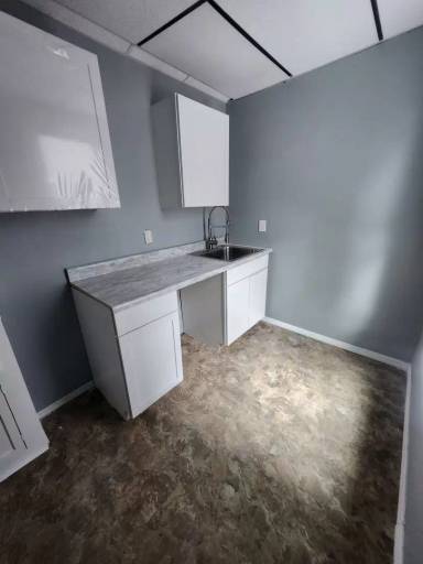 Main picture of 815 W 17th St