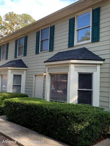 Main picture of 125 Dennis Dr