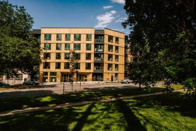 Main picture of 1601 Park Ave