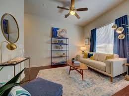 Main picture of 700 E Sonterra Blvd