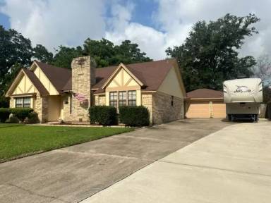 Main picture of 616 Dogwood St