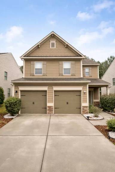 Main picture of 102 Worthing Ln
