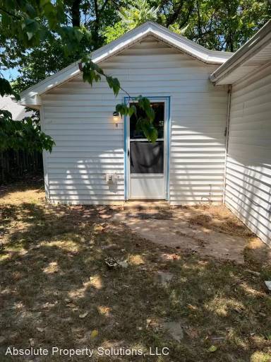 Main picture of 1433 N Brown Ave