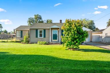 Main picture of 8512 E Knox Ave
