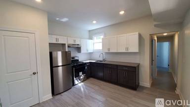 Main picture of 35 Wakeman Ave