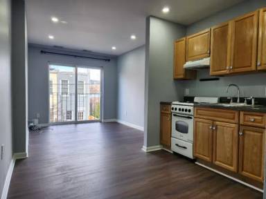 Main picture of 337 Elm St NW