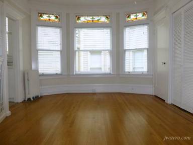 Main picture of 1496 Larkin St