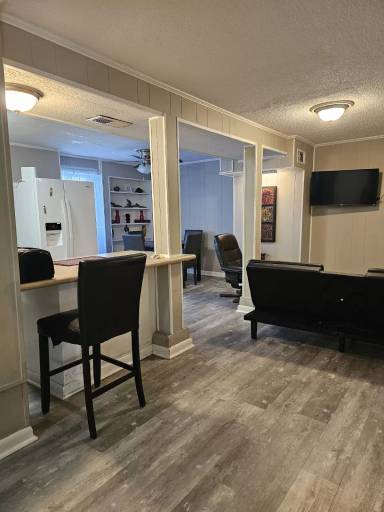 Main picture of 133 Hopkins Blvd